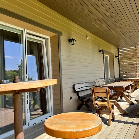 Apartamento „prie Tvenkinio“ *