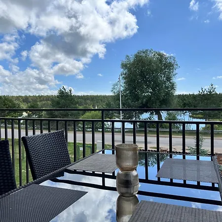 Apartamento „prie Tvenkinio“ *